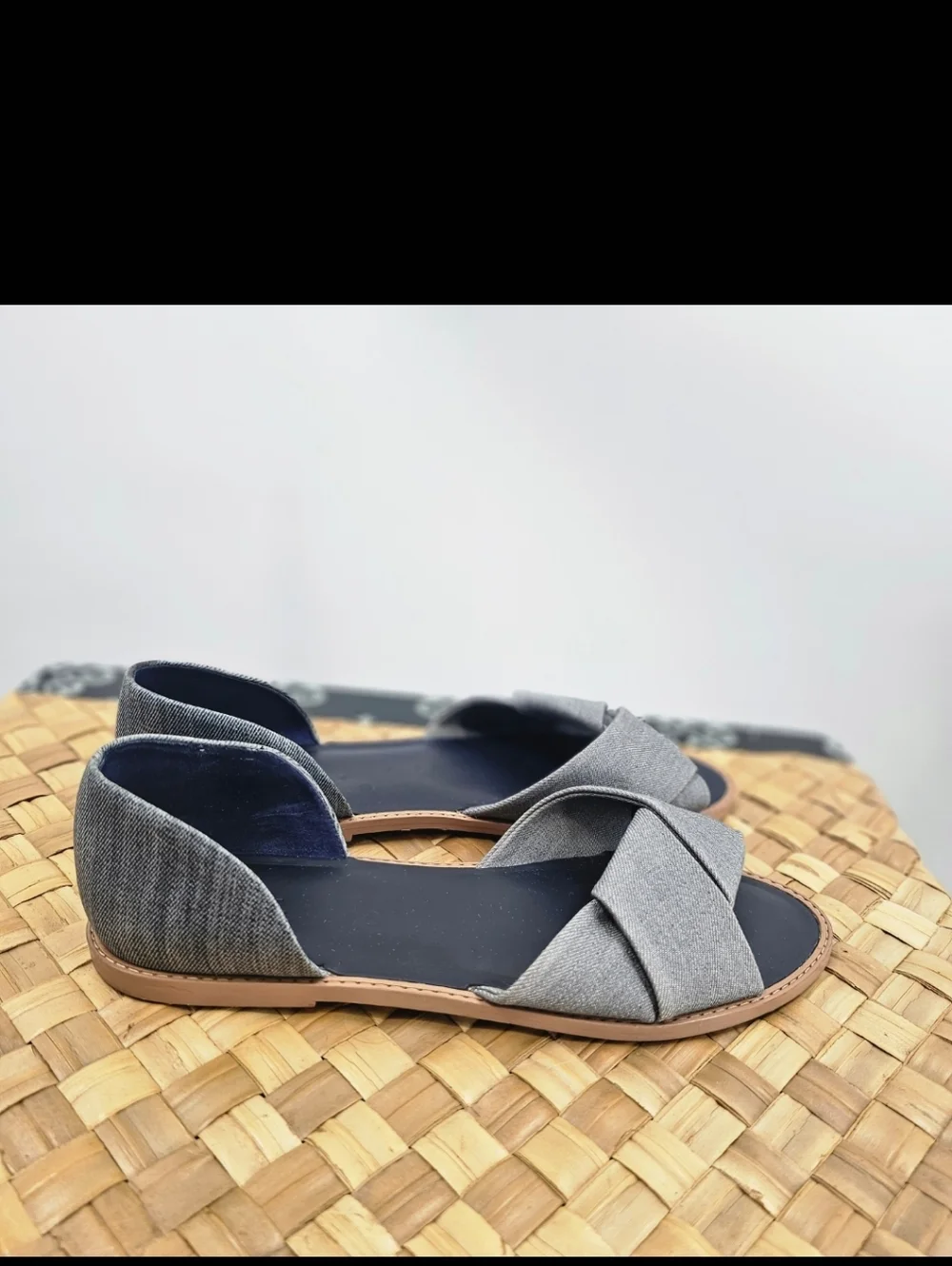 Vince Idara Twisted D'Orsay Flat Sandals Size 10